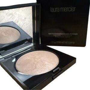 Laura Mercier Matte Radiance Baked Powder Highlight - 01